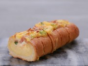 Clip Eva - Nhâm nhi bánh mì nướng trứng, phô mai siêu ngon