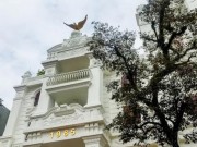 Nhà đẹp - Xây lâu đài trắng 200 tỉ và thú chơi ngông của nữ đại gia Việt
