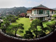 Nhà đẹp - Ngó biệt thự triệu đô tại làng đại gia Hàn Quốc