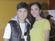 Làng sao - Vợ Ưng Hoàng Phúc khoe bụng bầu bên chồng