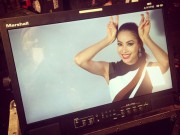 Làm đẹp - Khoảnh khắc đáng yêu của Phạm Hương tại hậu trường Miss Universe