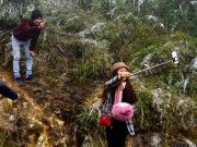 Tin tức - Băng giá trắng trời, gần 1.000 học sinh Sa Pa nghỉ học