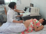 Bà bầu - Mẹ tự rước hiểm nguy vì ép con 'ra đúng giờ đẹp'