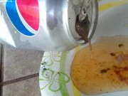 Những vụ “ruồi trong chai” nước ngọt nổi tiếng thế giới