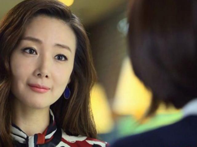Cô bồ mang chồng đến đánh cho tôi một trận tơi bời vì dám nhắn tin để chồng cô ta đọc được