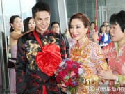 Làng sao - "Chị cả TVB" Dương Di đeo vàng nặng trĩu tay trong ngày cưới