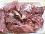 Bếp Eva - Rùng mình với kiểu phù phép, biến lợn nái thành thịt bò