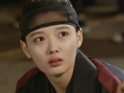 Xem & Đọc - Mây họa ánh trăng tập 16: Có ai ngờ, Kim Yoo Jung lại thoát chết bằng cách này