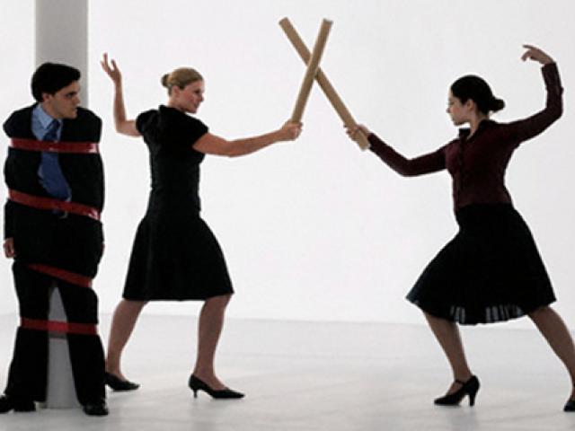 Chồng đánh vợ để bênh bồ (2): Những bất ngờ khó lường với người vợ