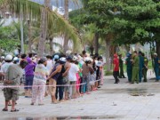 Tin tức - Phát hiện bảo vệ bãi tắm chết bên miệng cống