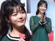 Làng sao - "Thái giám" Kim Yoo Jung để lộ đôi mắt sưng phồng