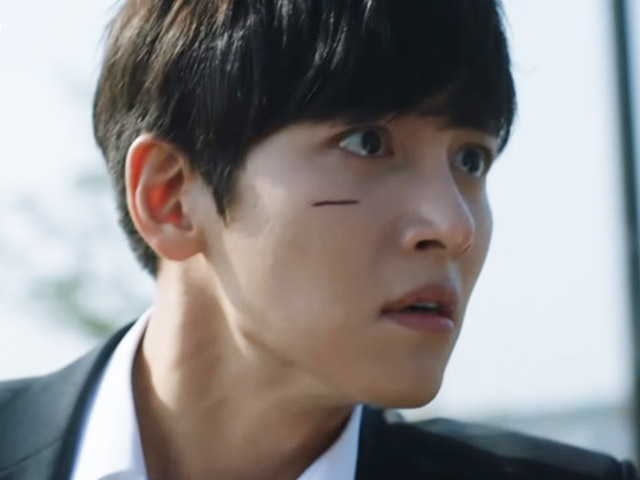 Mật danh K2 tập 9: Ji Chang Wook lật tung thành phố để tìm kiếm Yoona