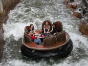 Tin tức - Lật ván trượt trong công viên giải trí, 4 du khách chết thảm