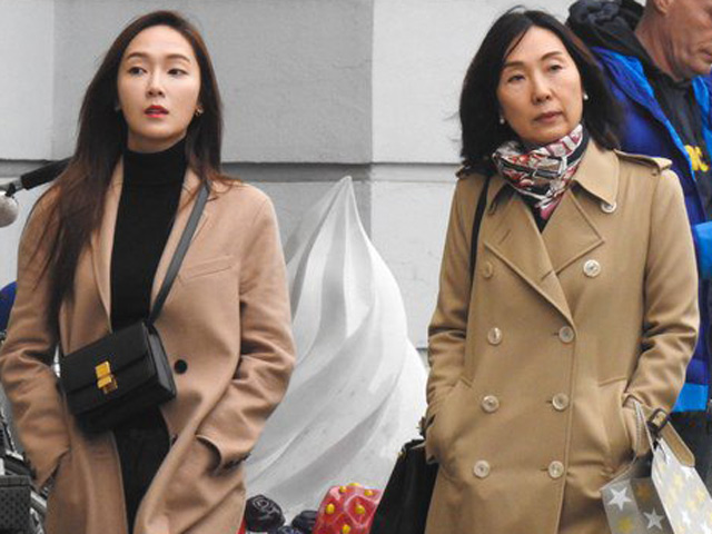 Ngôi sao 24/7: Mẹ của Jessica Jung được ví giống con gái thời chưa dao kéo