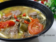 Bếp Eva - Canh dưa chua nấu thịt bò trôi cơm vô cùng