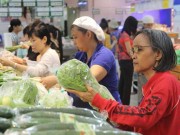 Mua sắm - Giá cả - Miễn thuế hàng Trung Quốc tràn vào Việt Nam