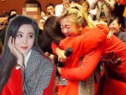 Làng sao - Cô gái trẻ bất ngờ bật khóc khi gặp Hoa đán Phạm Băng Băng