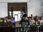 Tin tức - Đổ thuốc diệt chuột vào nồi canh để giết con người tình