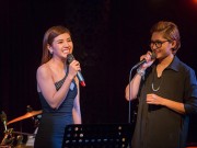 Làng sao - Vicky Nhung phủ nhận chuyện tình cảm với "người tình tin đồn" Tố Ny