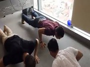 Sức khỏe - Cắn răng “hít đất” có thể nhập viện