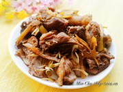 Bếp Eva - Nếu chưa biết nấu gì ăn trôi cơm, hãy làm vịt kho gừng ngon đừng hỏi