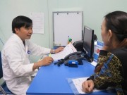 Tin tức - Bé 9 tuổi nhập viện vì sai lầm của bố khi cho con súc miệng bằng nước muối