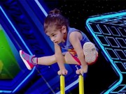 Clip Eva - Em bé 3 tuổi gây sốc với màn nhào lộn đỉnh cao