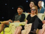 Làng sao - Phan Hiển - Khánh Thi sánh vai đi cổ vũ học trò thi chung kết Người nghệ sĩ đa tài