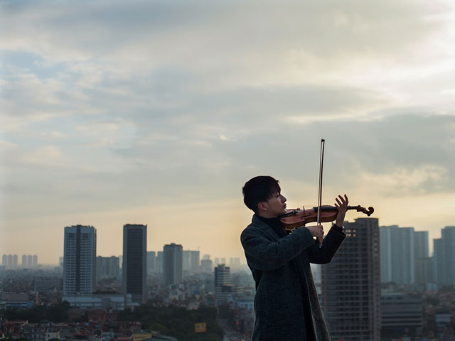 Hoàng Rob sẽ "làm mới" Hà Trần và Thu Phương với tiếng đàn violin