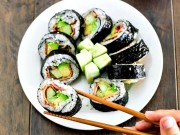 Bếp Eva - Làm sushi cuộn quả bơ tươi ngon, lạ miệng với vài bước đơn giản