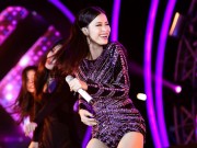 Làng sao - Lý do khiến Đông Nhi luôn trung thành với mái tóc đen