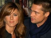 Làng sao - Ngôi sao 24/7: Bỏ Angelina, Brad Pitt mời vợ cũ Jennifer đi ăn tối nhưng bị từ chối