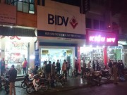 Tin tức - Đang điều tra nghi án dùng súng cướp ngân hàng ở Huế