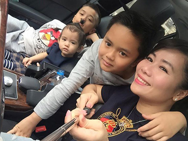 Lý do thực sự vợ đại gia kim cương được dư luận ưu ái dù không có lượng fan hùng hậu