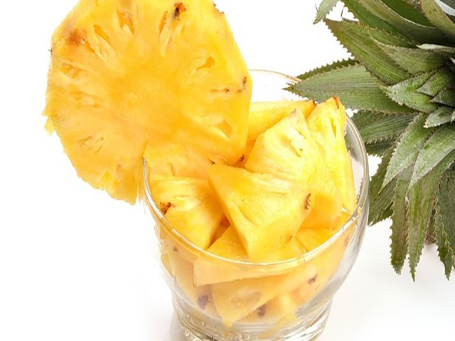 Những người tuyệt đối không nên ăn dứa
