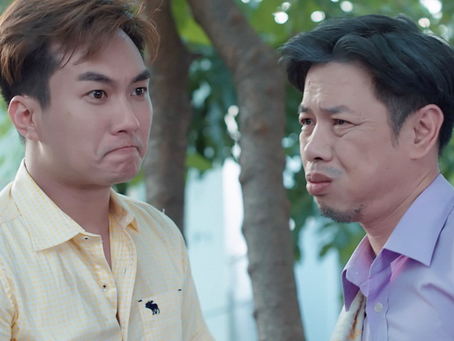 Thái Hòa và con trai ngất xỉu khi nghe tin đàn ông phải… sinh nở