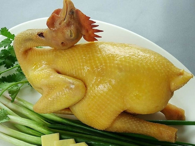 Mặc dù nhiều người thích nhưng 3 bộ phận này lại độc và bẩn nhất của gà