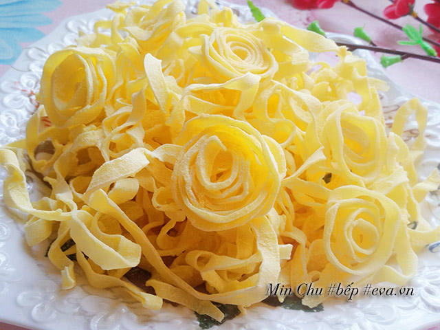 Mứt dừa vị chanh leo vàng ươm thơm phức