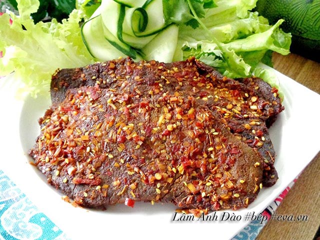 Tự làm bò khô tại nhà tuyệt ngon nhâm nhi ngày Tết