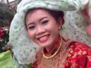 Clip Eva - Lũ mặc lũ, cô dâu chú rể vẫn tổ chức đám cưới dưới mưa