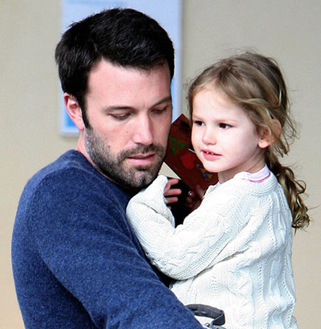 Violet Affleck, 6 tuổi, con gái cưng của Ben Affleck.