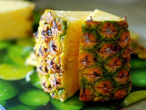 Sơ cứu khi ngộ độc dứa, sắn - 1