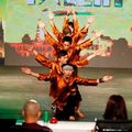 Làng sao - Khán giả reo hò cổ vũ Oxy Crew