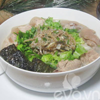 Ăn sáng với bún bung Thái Bình