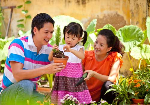 quot;Bộ baquot; ông chồng giữ hạnh phúc giỏi nhất Vbiz - 2