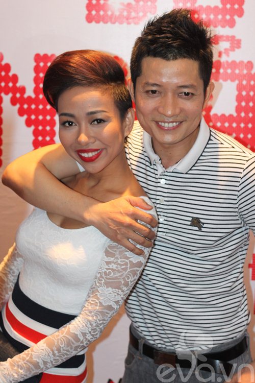 Thanh Thúy sung sướng được Dương Triệu Vũ hôn - 7