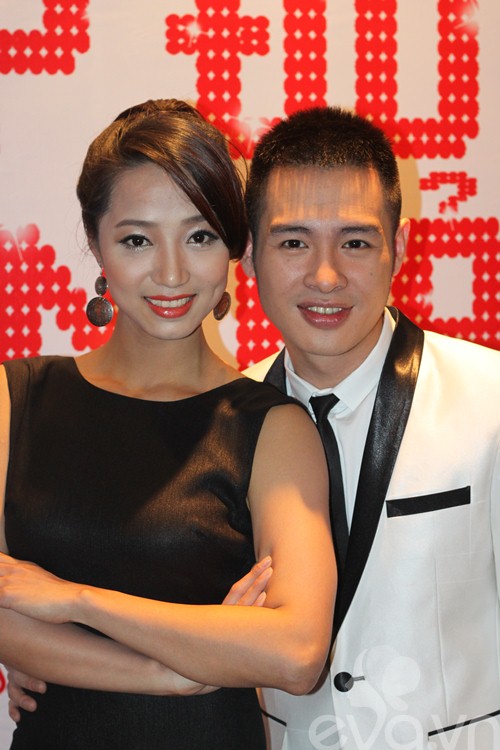 Thanh Thúy sung sướng được Dương Triệu Vũ hôn - 13