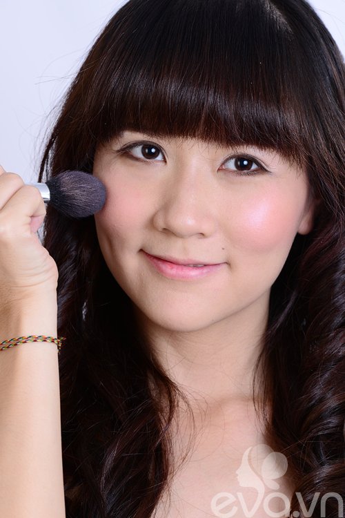 3 kiểu trang điểm ngọt ngào đón Tết - 3