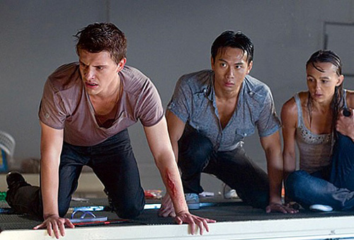 Khi cá mập khát máu bơi trong... siêu thị - 3