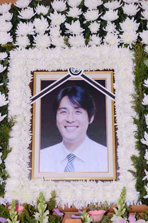 Lộ di thư của chồng cũ Choi Jin Sil - 1